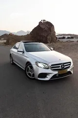  1 مرسيدس E300 بحادث بسيط لا يذكر وسعر مغري