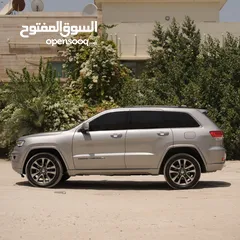  3 Jeep Grand Cherokee Overland 2018 Model/For sale