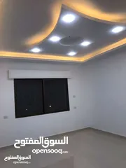  7 شقة 140م طابق ثاني تشطيب سوبر ديلوكس الزرقاء الجديدة بالقرب من مسجد بادي