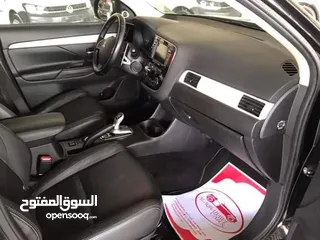  3 ميتسوبيشي اوتلاندر 2014 فل الفل اعلى صنف فيها كل المواصفات لون اسود ملوكي