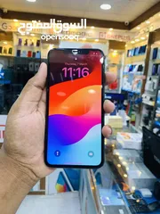  1 iPhone Xr 128gb available very good condition
