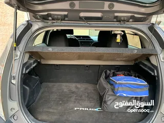  5 تويوتا بريوس C  بحالة جيدة للبيع