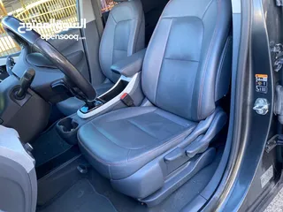  16 Chevrolet Bolt Premier EV 2018