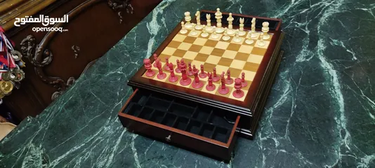  14 شطرنج تحفة ديكور من الخشب الفاخر