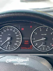  12 !!قابل للبدل على سيارة كهربائية!! BMW 323i 2011