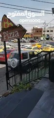  8 مطعم بيتزا ومعجنات وسناكات مع سيارة المطعم للديلفري