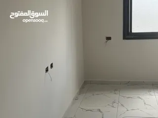  20 فني كهرباء منزلية  تحت إشراف هندسي