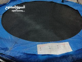  1 ترامبولين حجم كبير ولا خدش مش ناقش برغي منها قوية وشبكها جديد سيفتي آمنة وتتحمل وزن