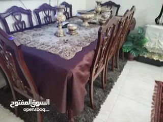  3 طاوله خشب زان قابله للتفاوض 8مقاعد