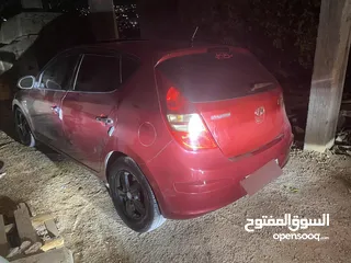  2 هونداي i30 للبيع بيت لحم سعر حرق ع الكاش