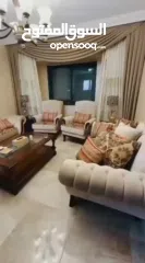  8 شقه للبيع مساحه 150ثلاث غرفة نوم حمامين بلكونتين صالون صاله مطبخ طابق ثالث اصنصين