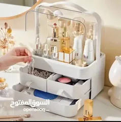  2 خزانة الأميرات لتنظيم المكياج والعناية! خلي طاولة التزيين تبعتك تصير قطعة فنية  مع منظم المكياج