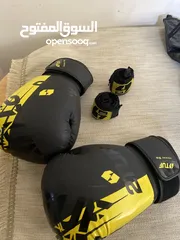  3 قفازات ملاكمة