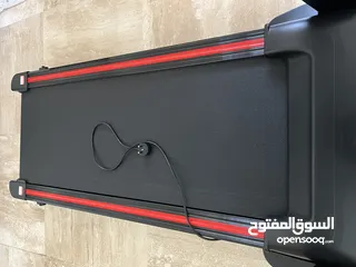  4 للبيع جهاز سير كهربائي (treadmill) من murtisol الجهاز شبه جديد.