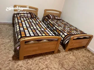  13 نشتري جميع الأثاث المستعمله والبضائع الامريكيه والتحف والمحليه بافضل الأسعار