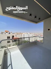  30 شقة مميزة اخير مع روف في اجمل مناطق قرية النخيل اجمل تشطيب واطلالة رائعة 240 داخلي و 90 تراس خارجي