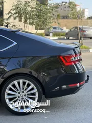  2 عداد قليل ، السيارة بحالة الوكالة  .