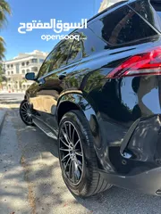  3 Mercedes-AMG GLE450 2021