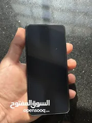  4 بيكسل8 نظيف مافيه خدش