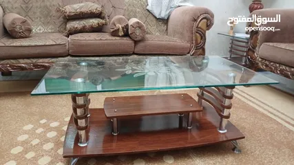  10 طقم كنب 9 مقاعد مستعمل بحالة جيدة + طقم طاولات سوكريت