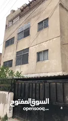  3 عمارة كاملة للبيع في الهاشمي الشمالي حي الزغاتيت شارع البطحاء بجوار مدرسة عين كارم