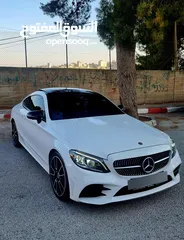  4 مرسيدس C300 2020/ فل مسكر بانوراما عداد ديجتال فرش عسلي / ولا جرام بويا / بالكررراتين وكالة