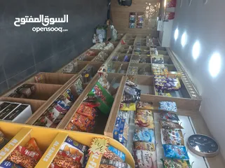  15 محمص للبيع بكامل عدته وديكوره وبضاعته البيع بداعي السفر المحمص يعمل بشكل جيد وقابل للتطوير والتوسيعو