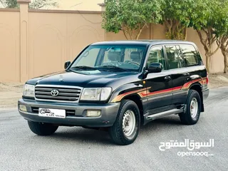  2 Toyota LandCruiser GXR 2004