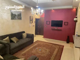  19 شقة فارغة 3 نوم 3 حمامات 125م للايجار