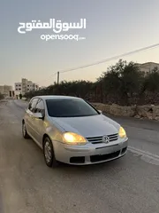  3 جولف mk5 بحالة وضع الوكاله 68 الف كيلومتر