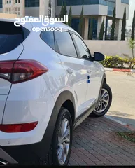  6 هونداي توسان موديل 2018 يد أولى فحص نخب ماشية 29 الف عداد أصلي البيع كاش للمعني