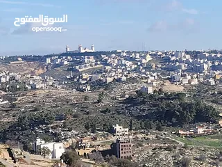 6 ارض مميزة 700 متر في ابو نعير ذات اطلاه عاليه على مسجد الحدائق وابراج السادس تبعد عن دوار الشعب 10د