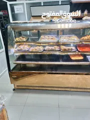  4 مخبز جاهز للبيع وفي موقع ممتاز جداااااااااا ودخل ممتاز سبب البيع مغادرة البلاد