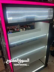  6 وحدات رفوف خشب  وكاونترات للبيع مستعمل في حالة الجديد
