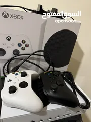  2 Xbox series S used like new