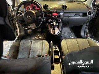  24 مازدا 2 هاتشباك 2013  فحص جيد  صيانة وكالة  حالة ممتازة  اقتصادية وعملية