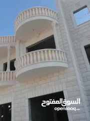  1 ارض مع عقار للبيع