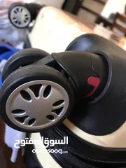 5 شنطة سفر مع عجال بحالة الجديد رقم سري براند wagon R