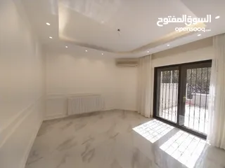  4 شقة غير مفروشة للإيجار 200م2 ( Property 19443 )-174977282