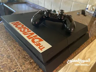  3 بلايستيشن 4 500g مع ايد اصلية و cd رينبو.  PS4 500G with original controller and R6S CD (اقرأ الوصف)