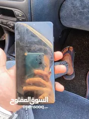  2 للبيع جهاز نضيف عيبه كسر من خلف فقطk40 giming