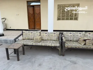  2 كعدات خارجيه للبيع كلش راقيات غير مستعملات