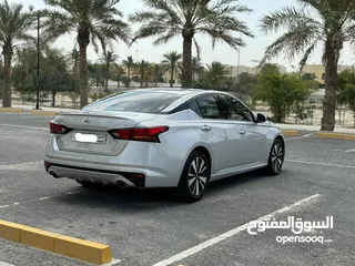  7 Nissan Altima 2019 (Silver)