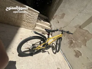  4 دراجة هوائية