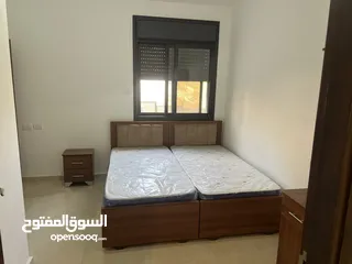  5 شقه للبيع في منطقة العامريه