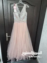 1 فستان للبيع من محلات الكردي