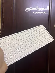  2 Apple Magic Keyboard