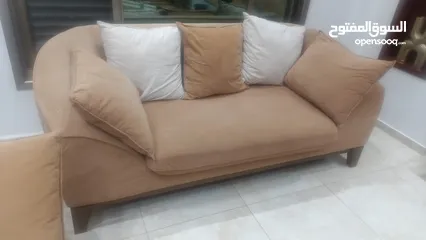  1 طقم كنب مستعمل بحالة جيده