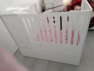  4 تخت أطفال مع ادراج