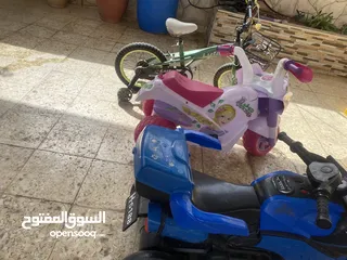  8 فرشة تخت مجوز للبيع تخت اطفال شكل سياره  دراجه شحن  بسكليت اوروبي